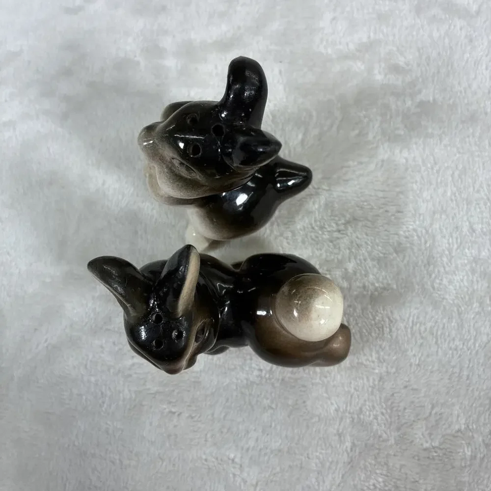 Vtg Thumper Bunny Rabbit Salt & Pepper Shakers Japan MCM Anthropomorphic Chrty